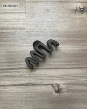 Load image into Gallery viewer, Camielle Claw Clip