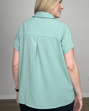 Load image into Gallery viewer, Oakley Top