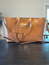 Load image into Gallery viewer, Rachelle Work Purse - Camel