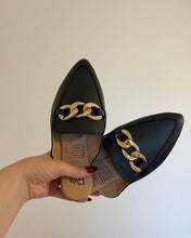 Load image into Gallery viewer, Zoe Mule - Black