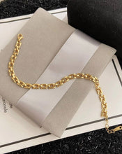 Load image into Gallery viewer, 18K STAINLESS STEEL TARNISH FREE CUBAN BRACELET | 40B5221: GOLD
