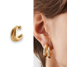 Load image into Gallery viewer, Double-Hoop Sculptural Earrings | 40E491: GOLD
